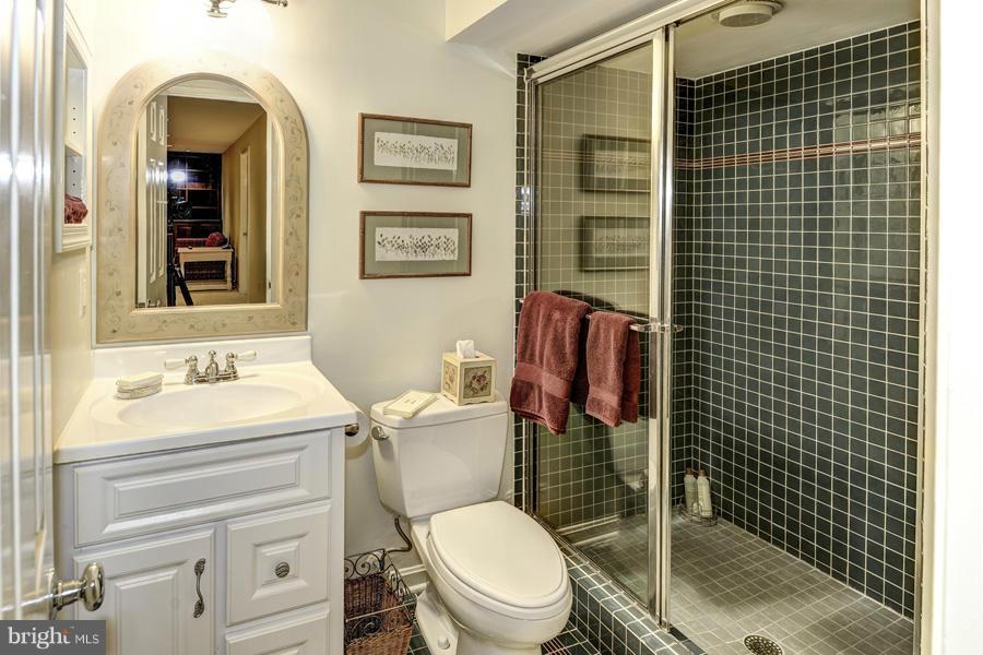 FOX HILLS - Residential