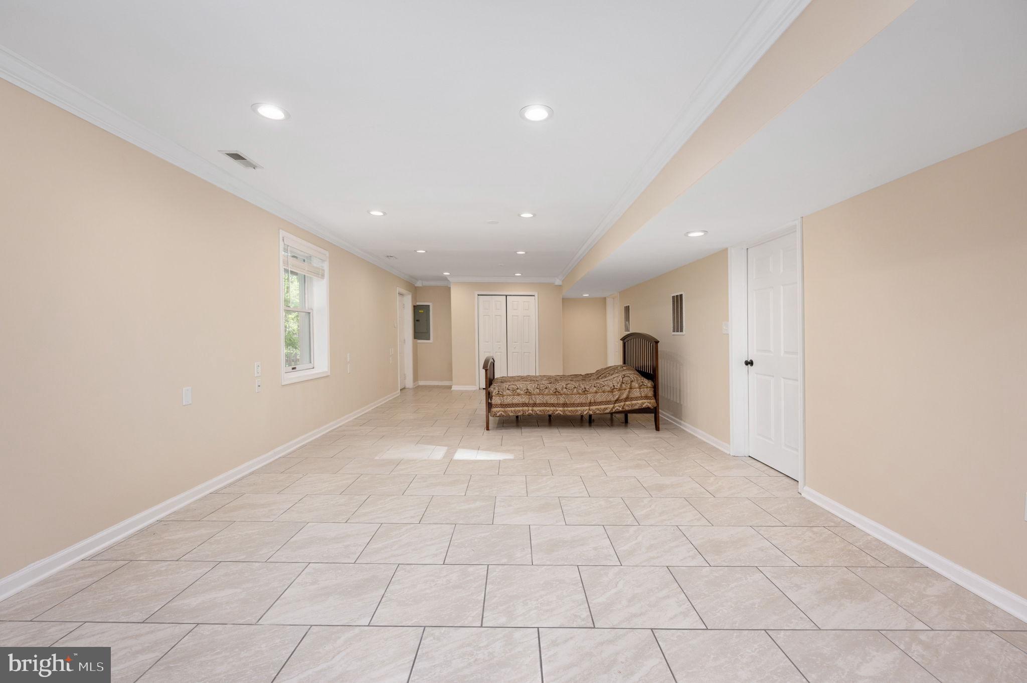 POPLAR FOREST - Residential