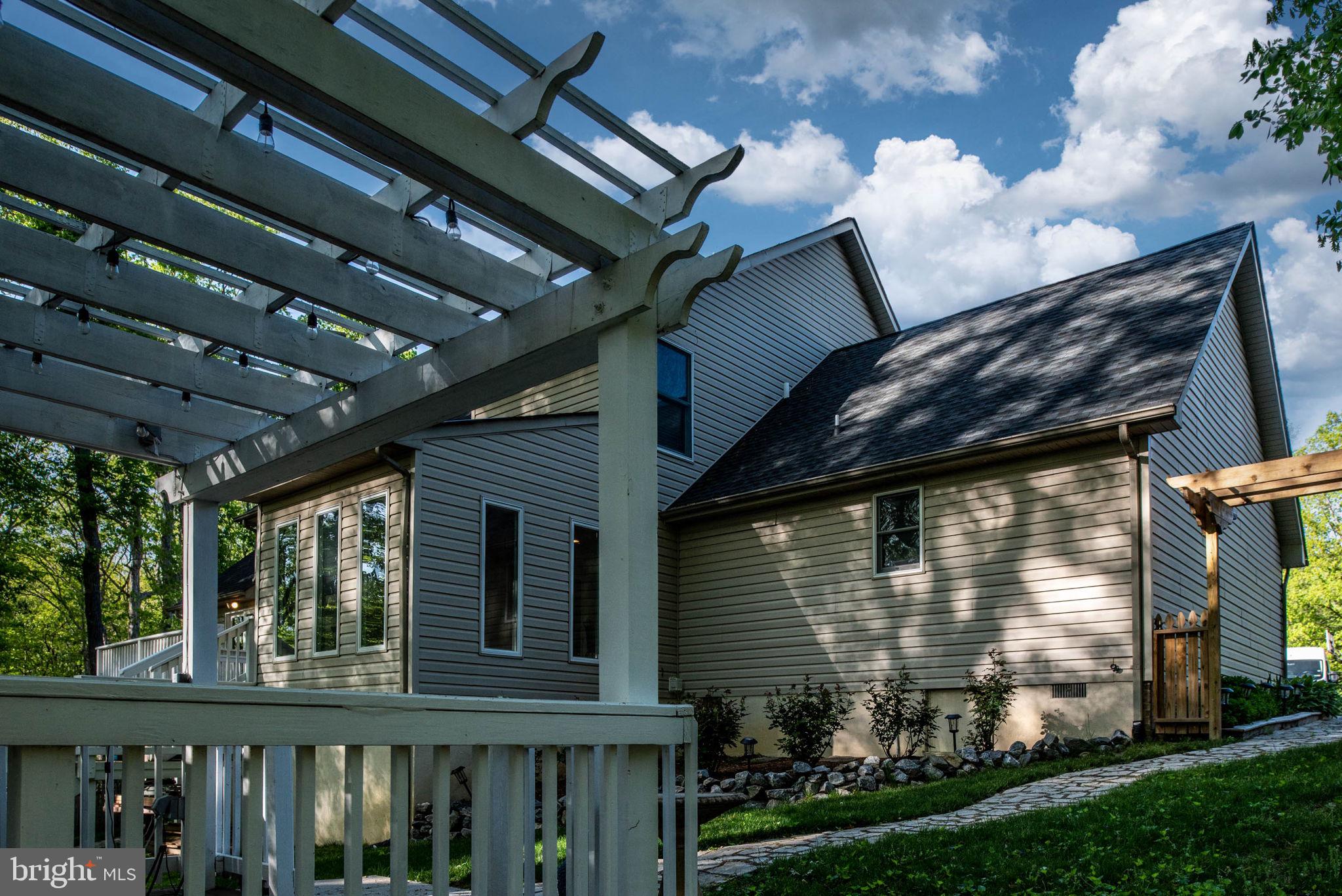 POPLAR FOREST - Residential