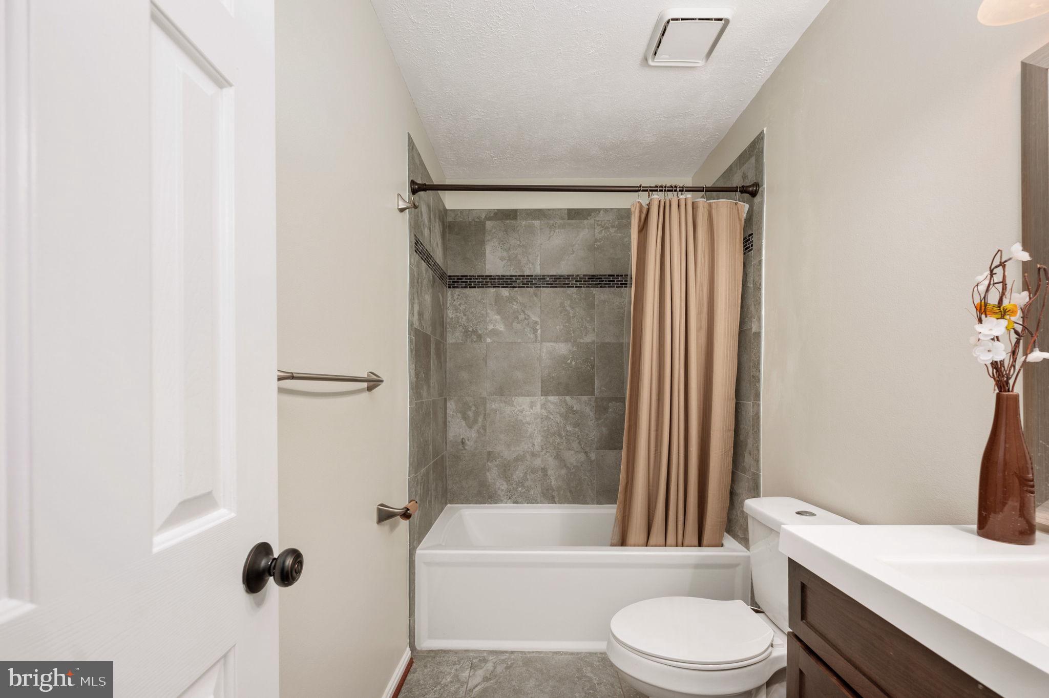 POPLAR FOREST - Residential