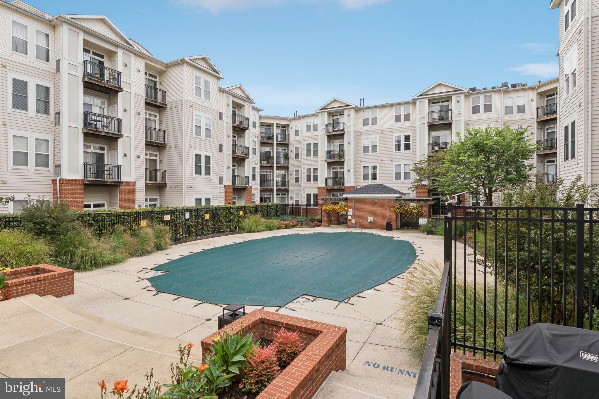 HALSTEAD AT THE METRO II - Residential