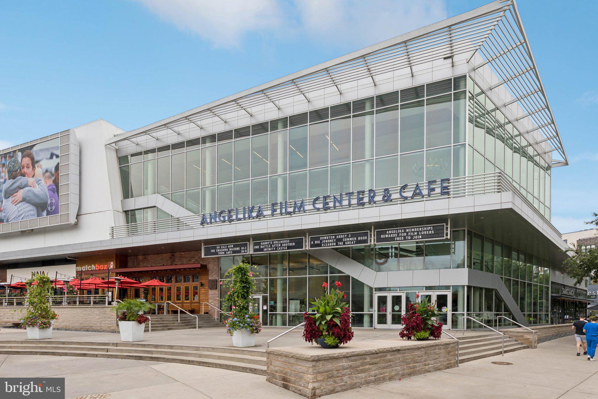 HALSTEAD AT THE METRO II - Residential