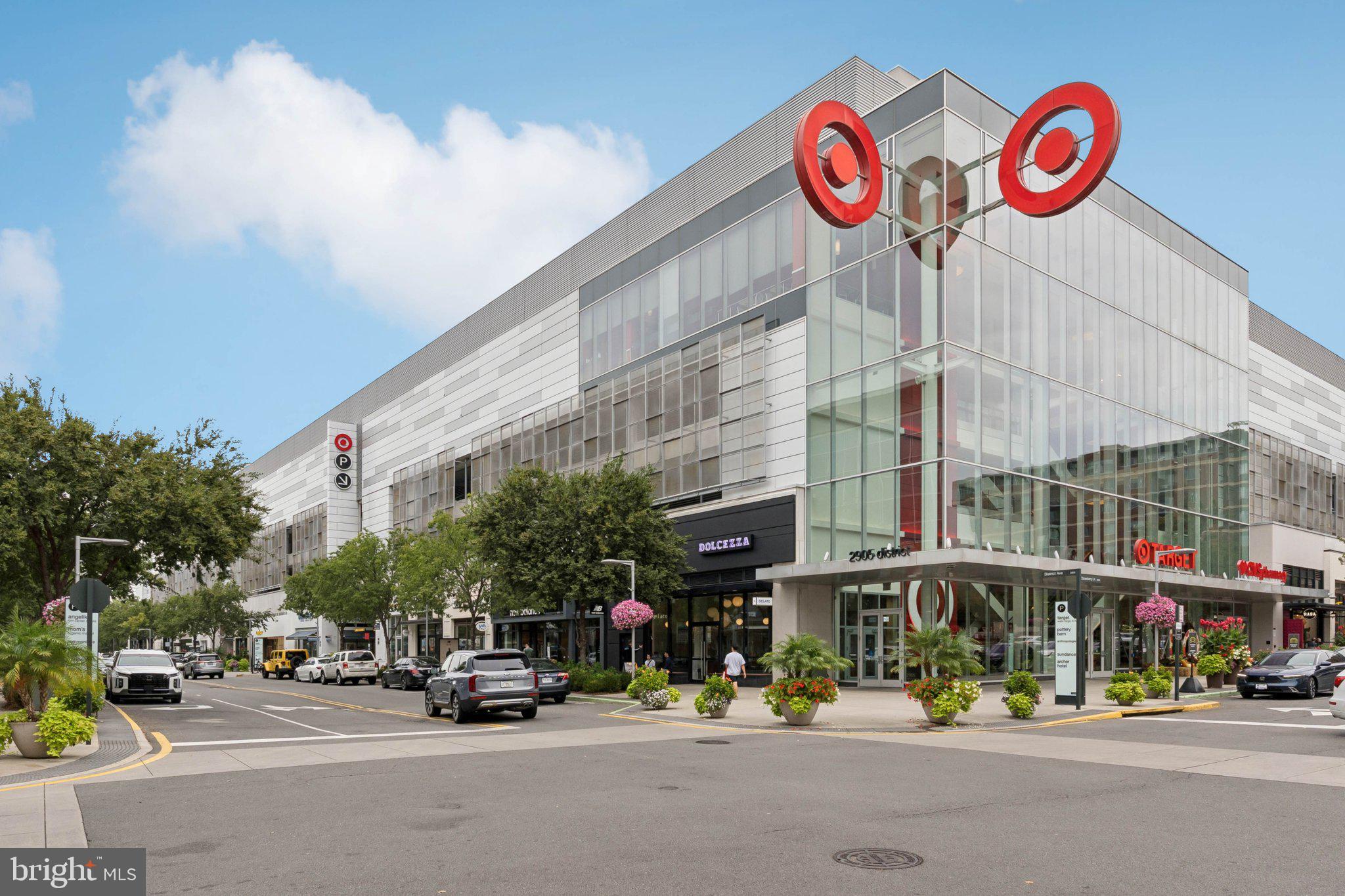 HALSTEAD AT THE METRO II - Residential