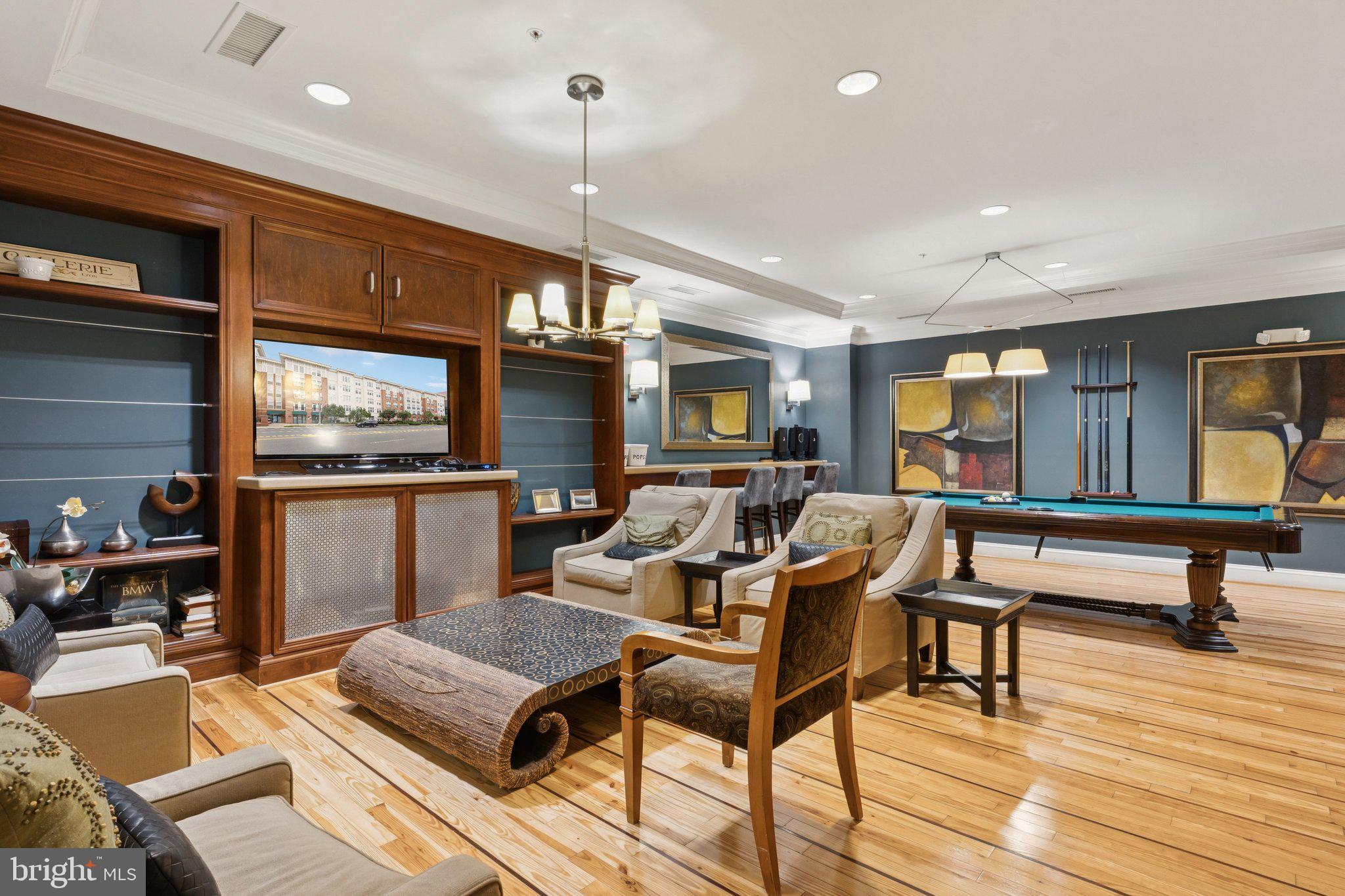 HALSTEAD AT THE METRO II - Residential