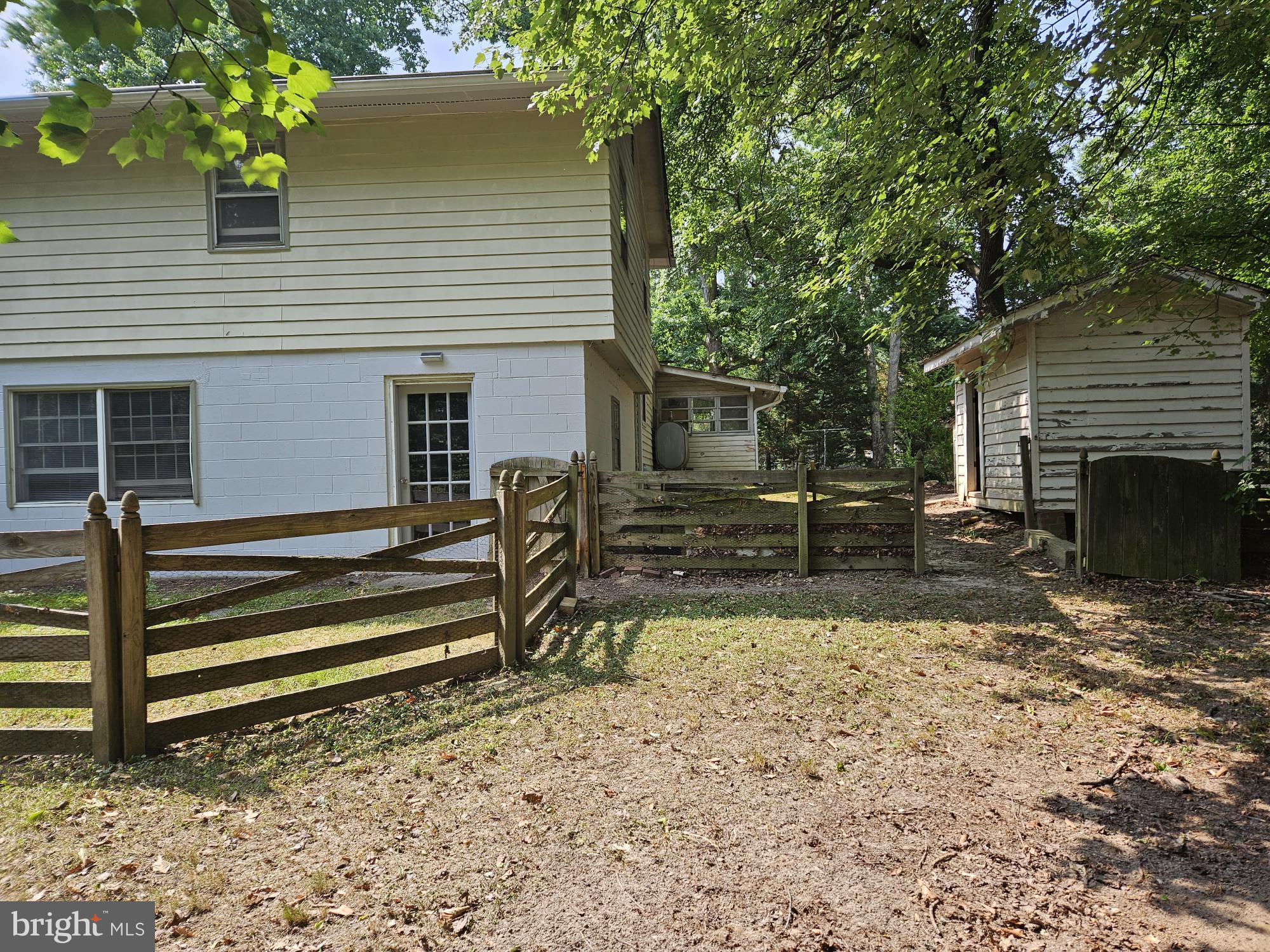 SHIRLEY SPRINGS - Residential