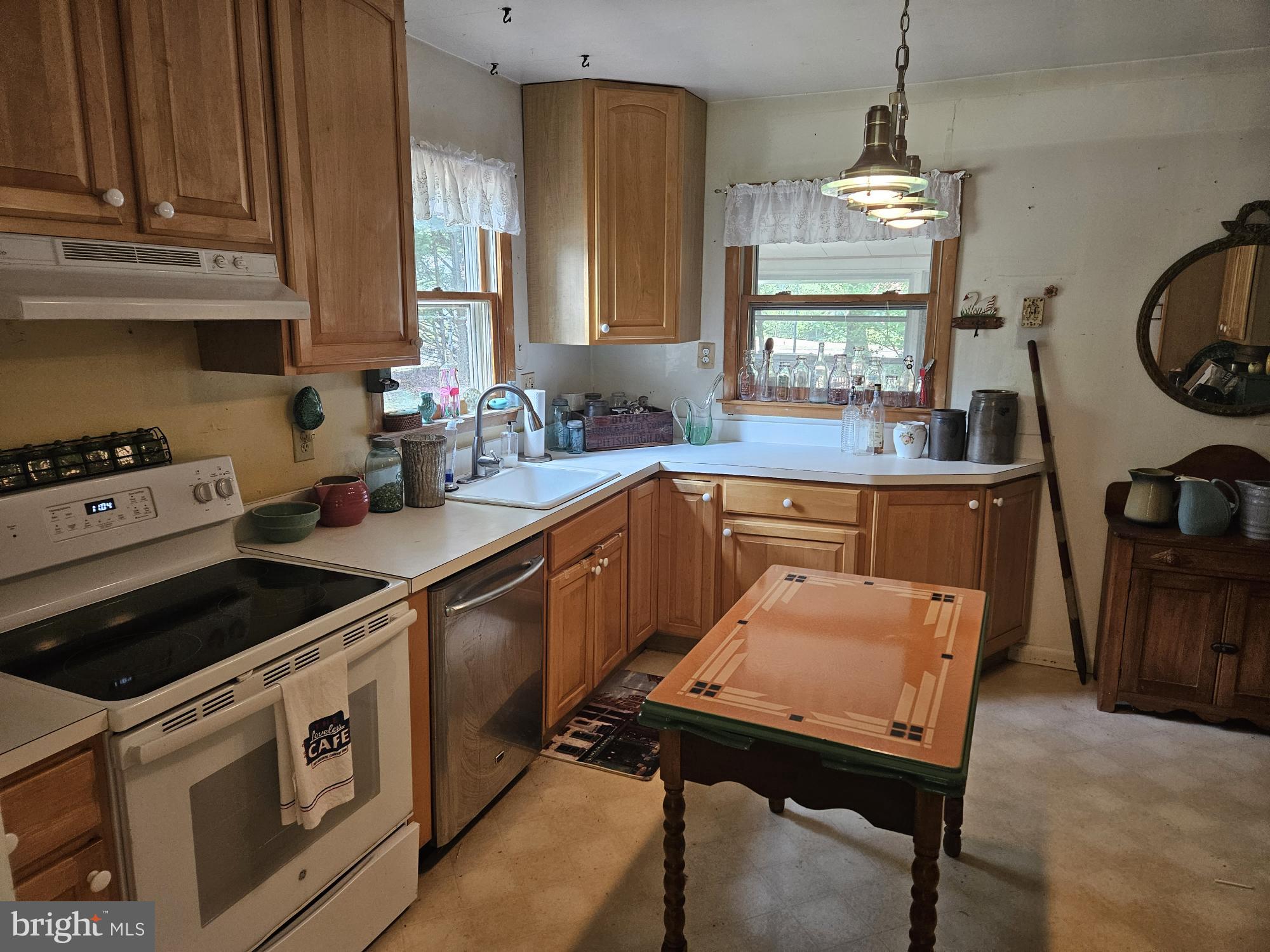 SHIRLEY SPRINGS - Residential