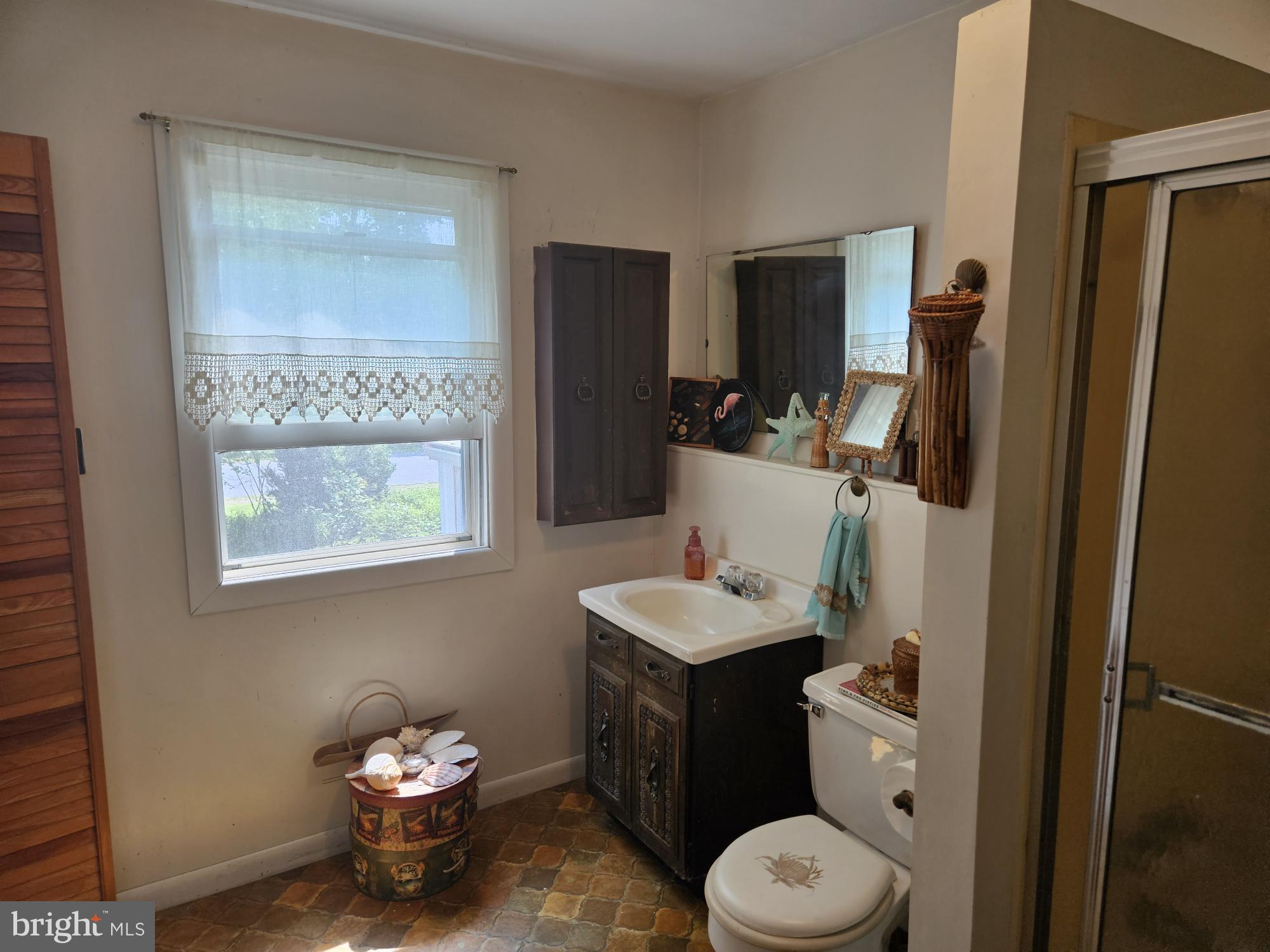 SHIRLEY SPRINGS - Residential