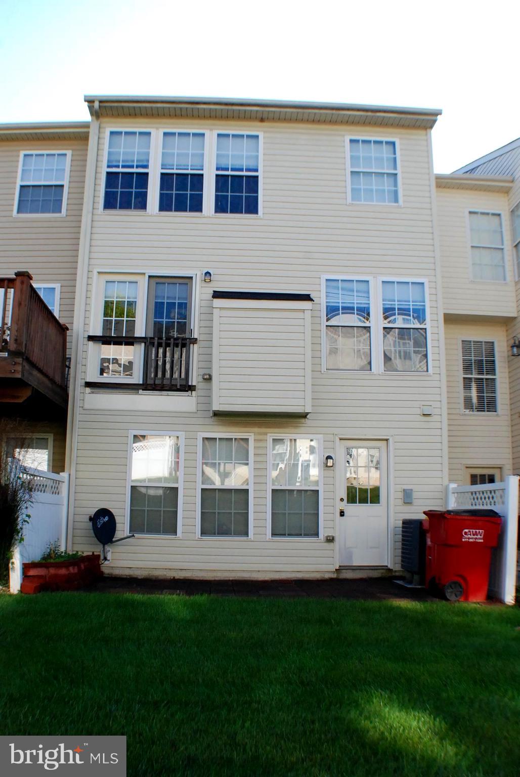 LAKELAND PLACE - Residential