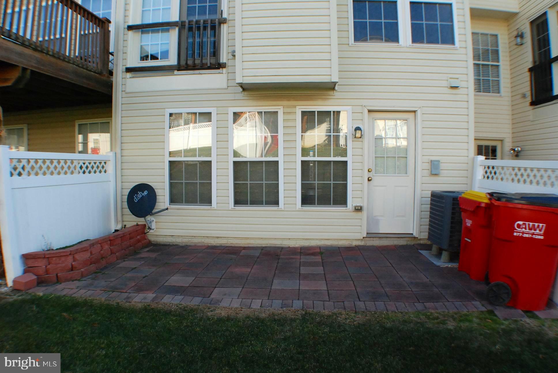 LAKELAND PLACE - Residential