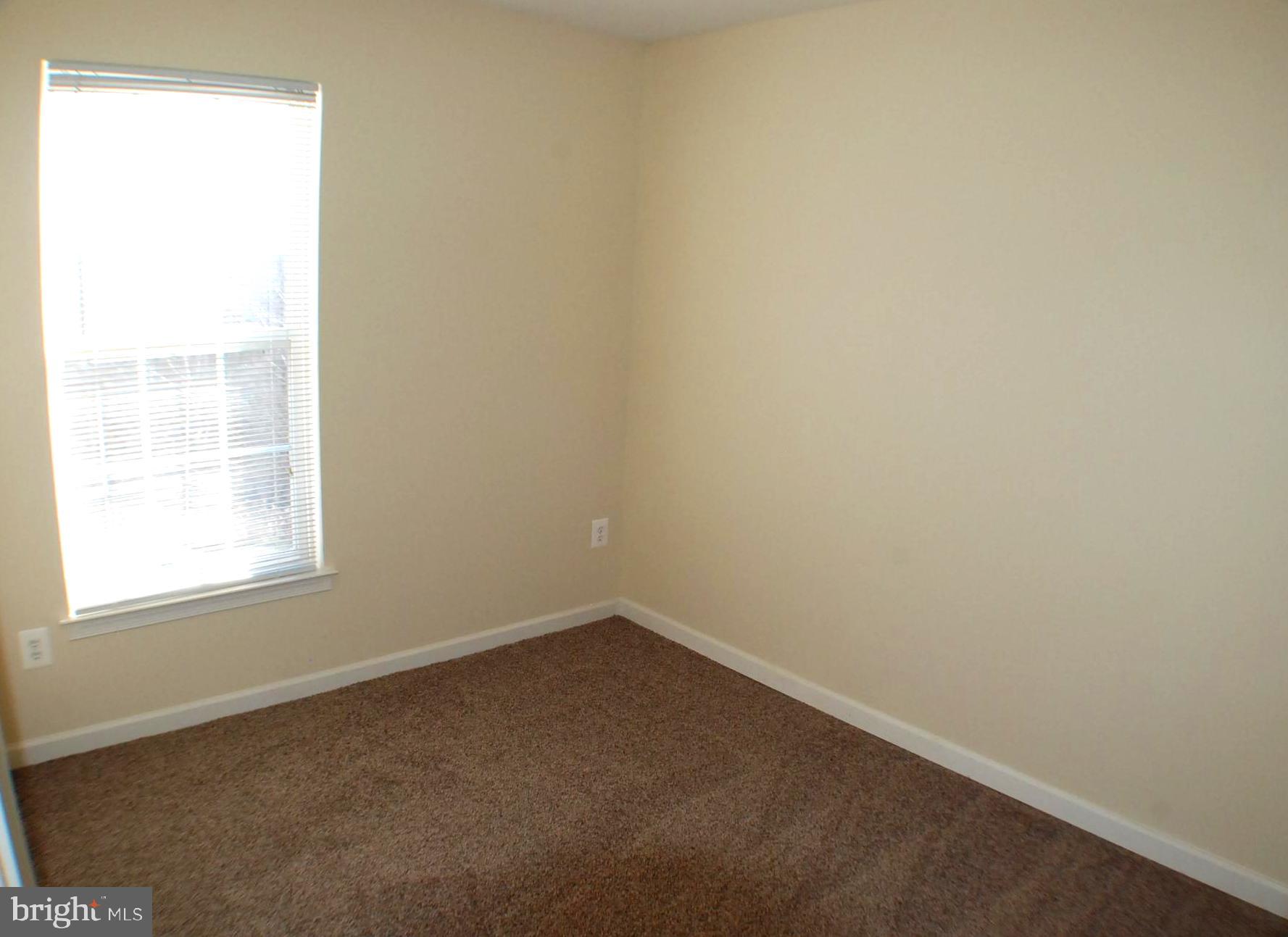 LAKELAND PLACE - Residential