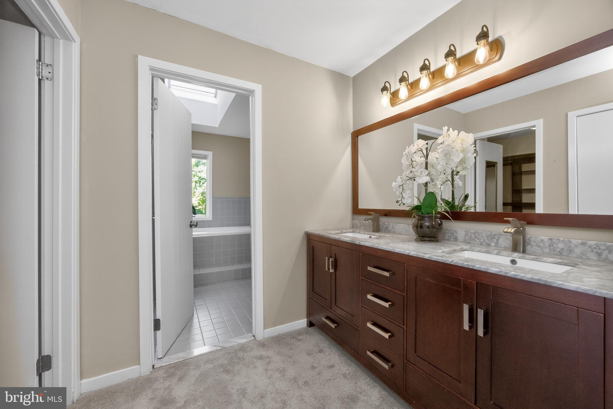 CHARTER OAK - Residential