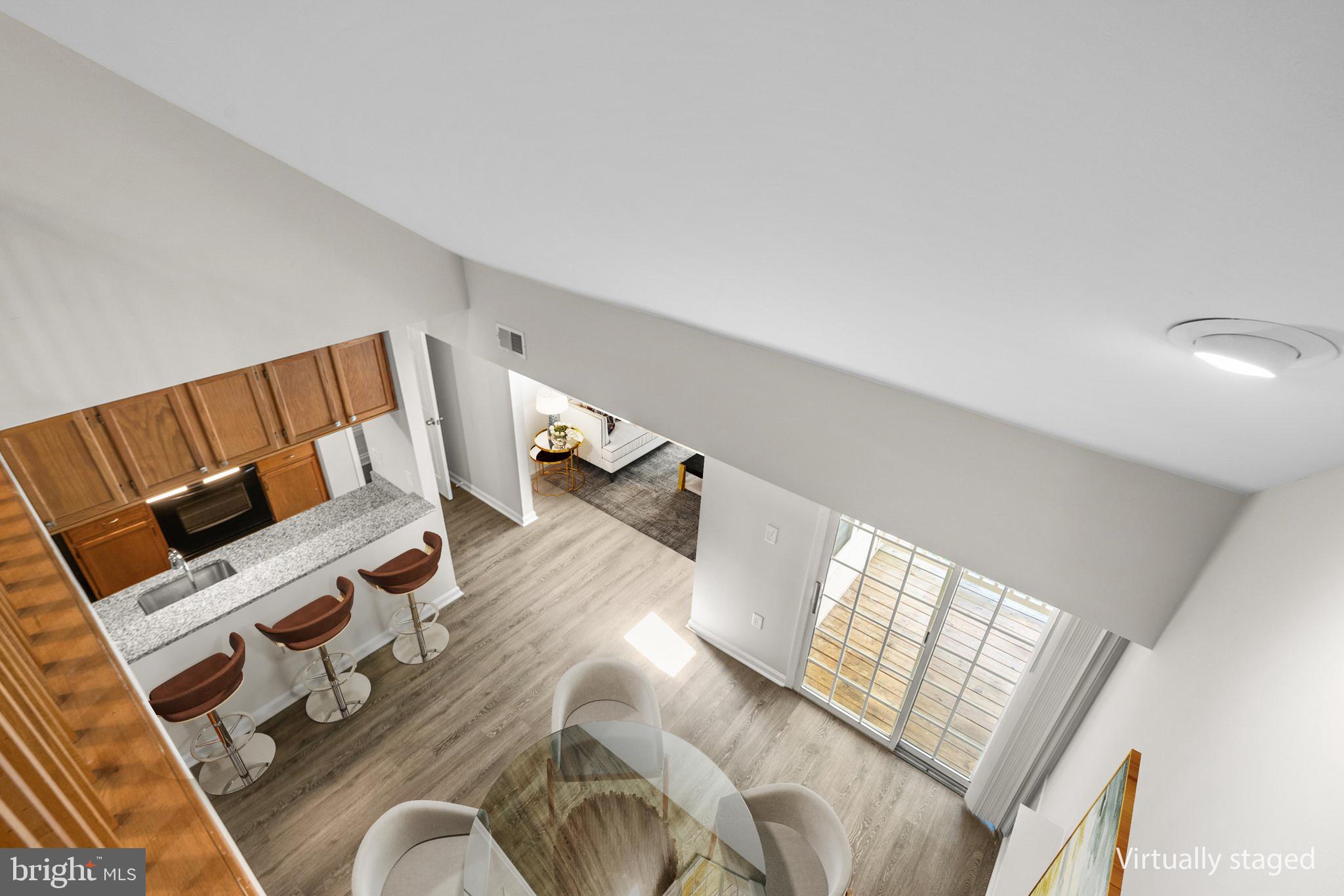 LAKE POINTE AT TOWN CENTER - Residential