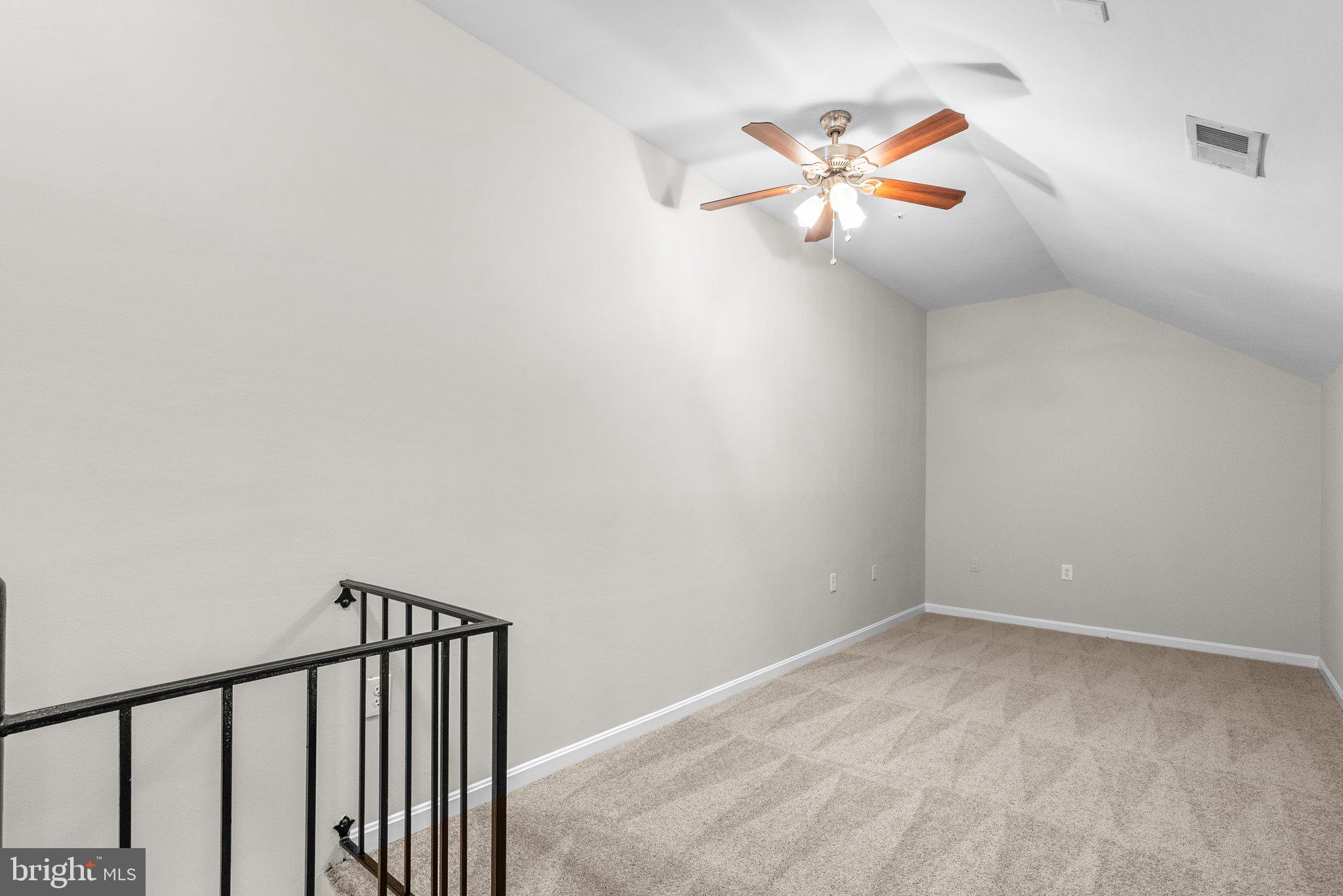 LAKE POINTE AT TOWN CENTER - Residential