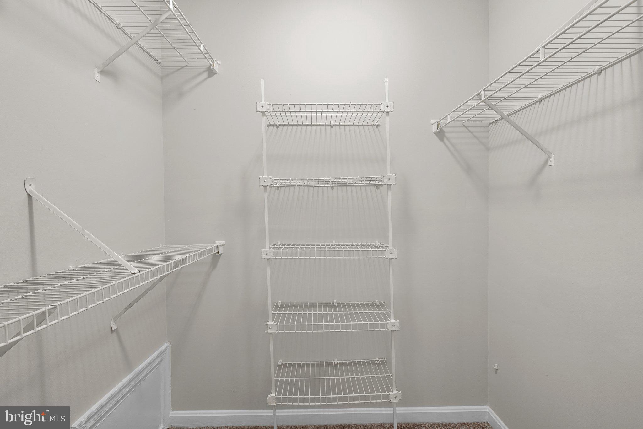 LAKE POINTE AT TOWN CENTER - Residential