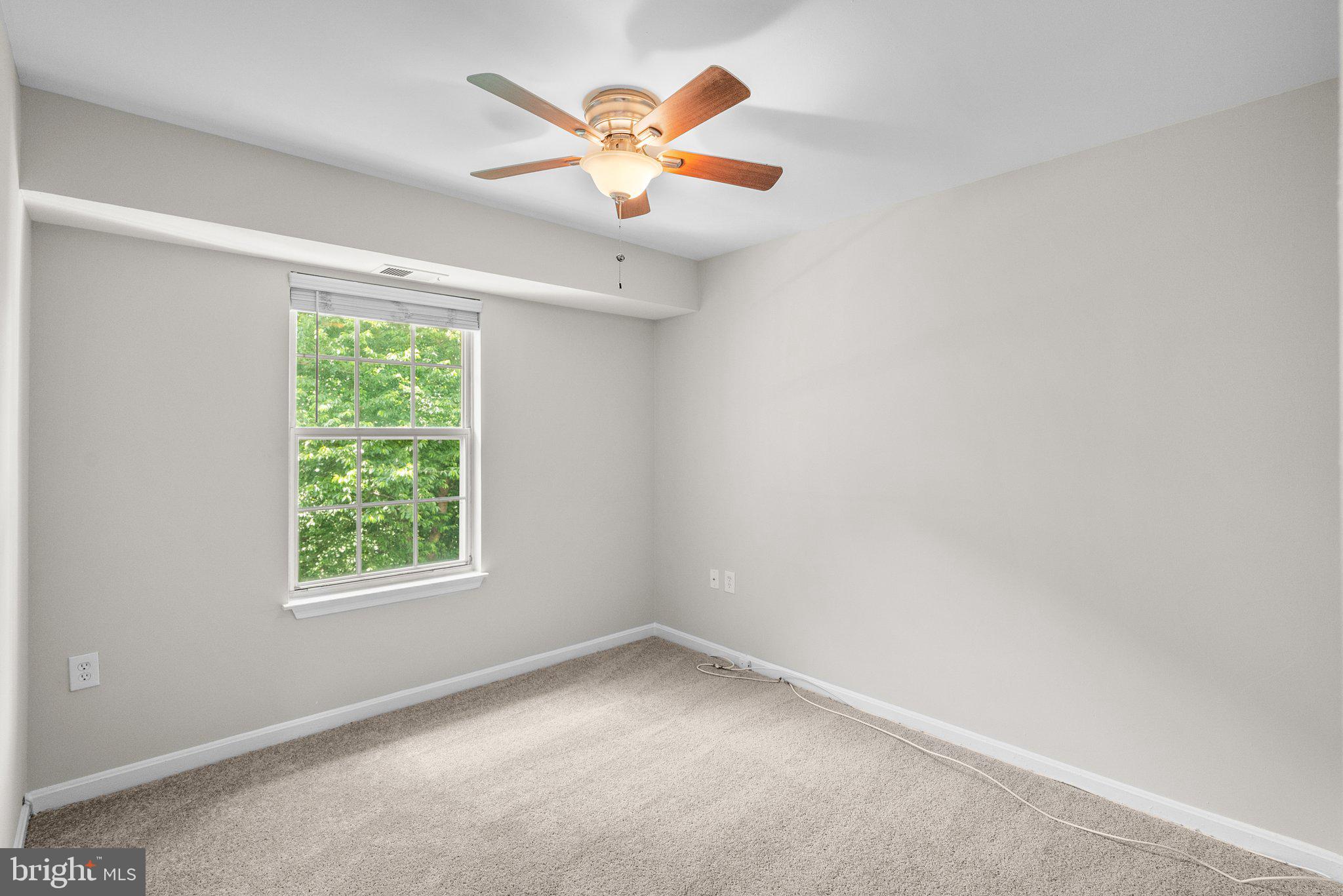 LAKE POINTE AT TOWN CENTER - Residential