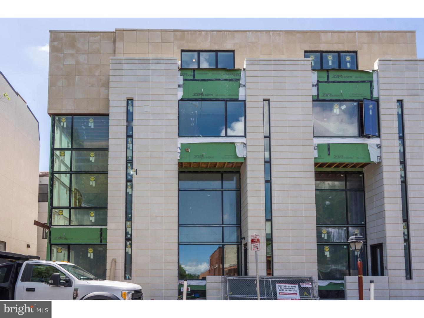 SOCIETY HILL - Residential