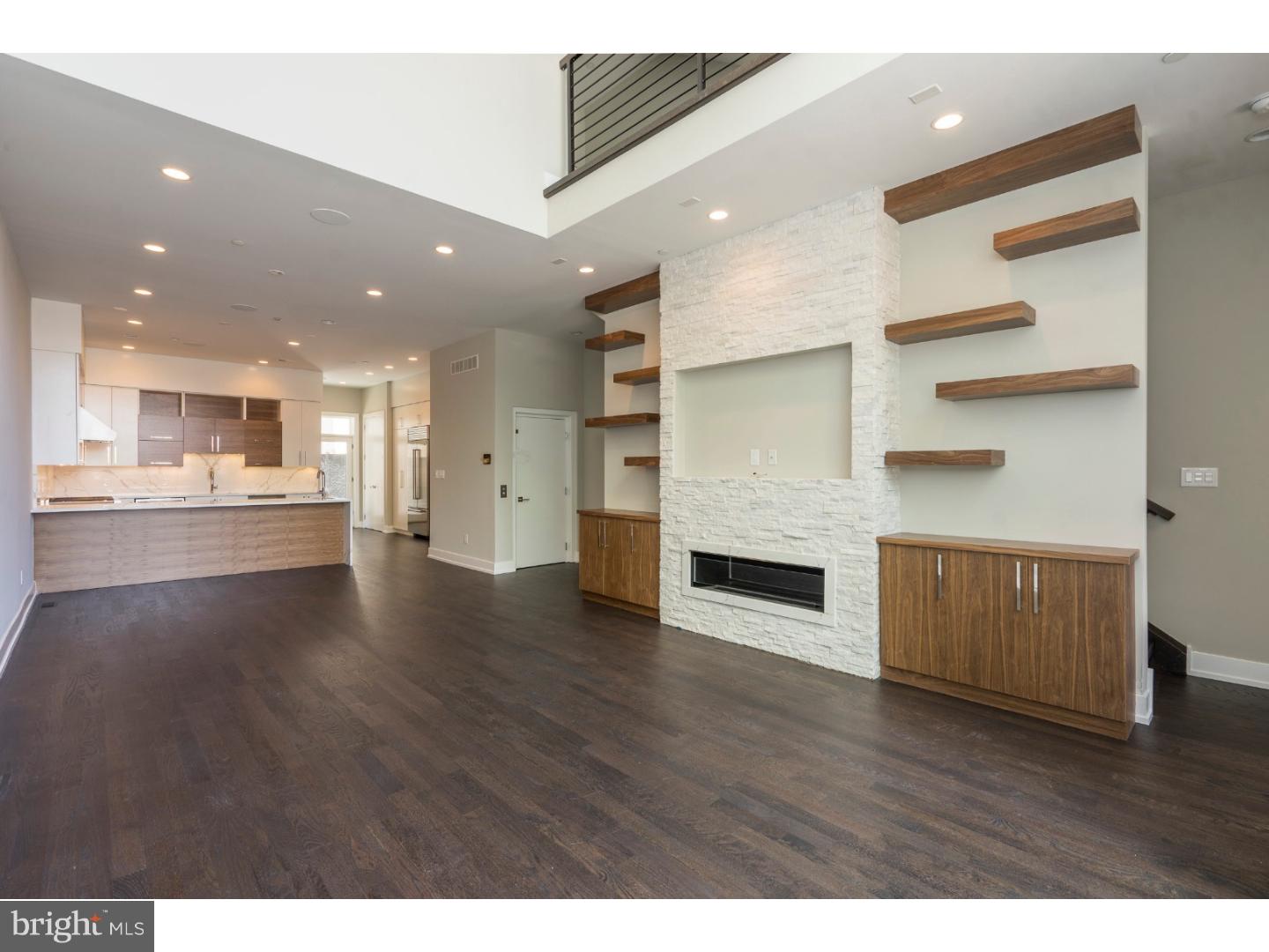 SOCIETY HILL - Residential