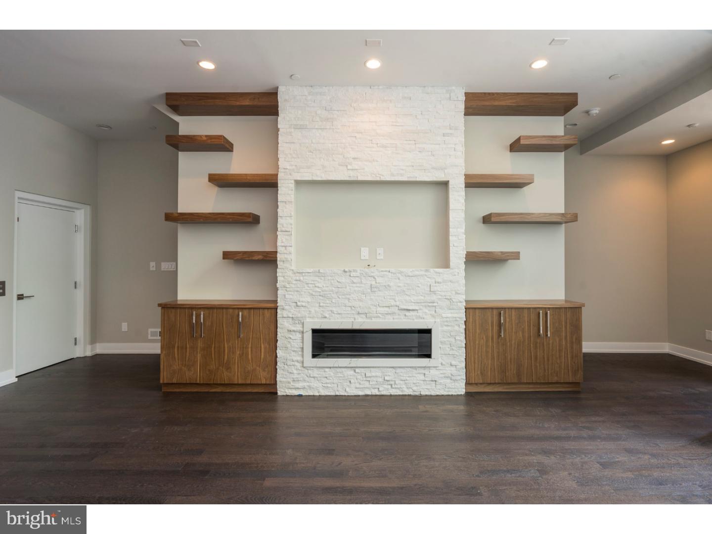 SOCIETY HILL - Residential