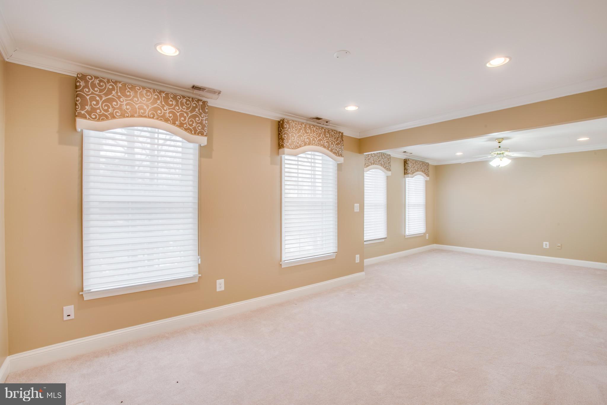 HUNT AT FAIRFAX STATION - Residential