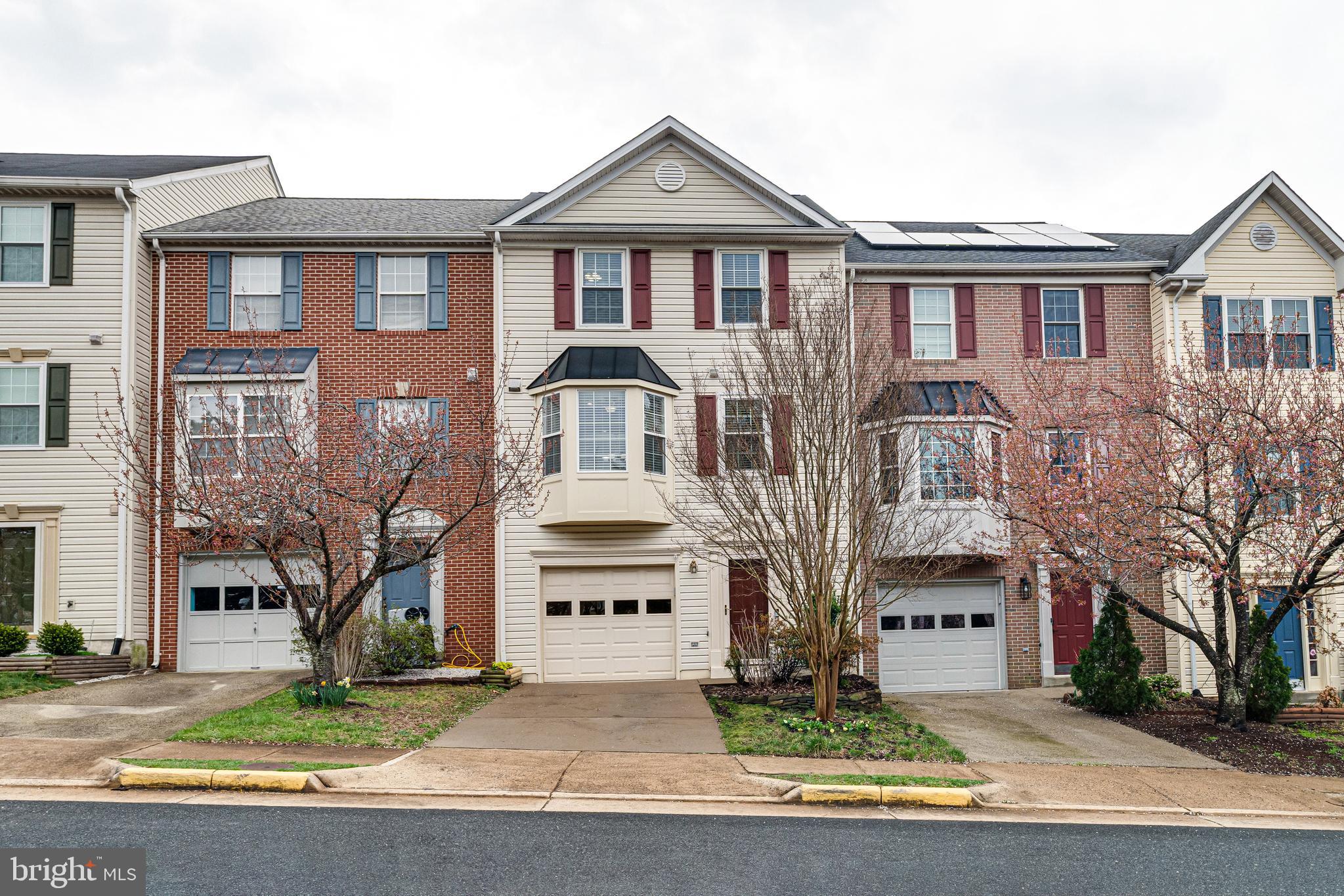 ENGLEWOOD MEWS - Residential Lease