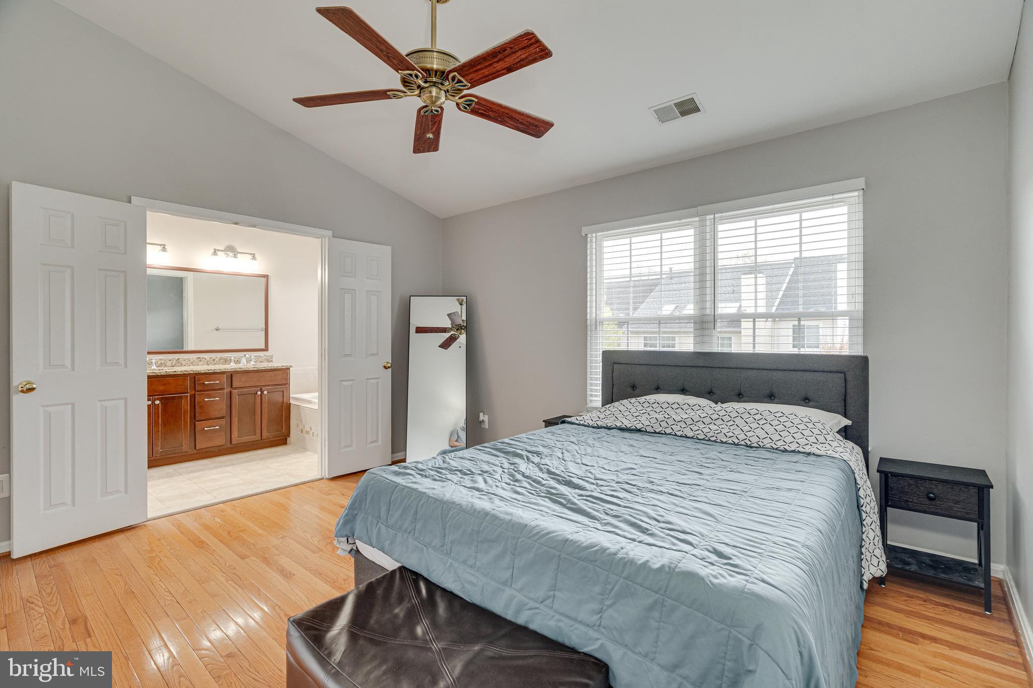 ENGLEWOOD MEWS - Residential Lease