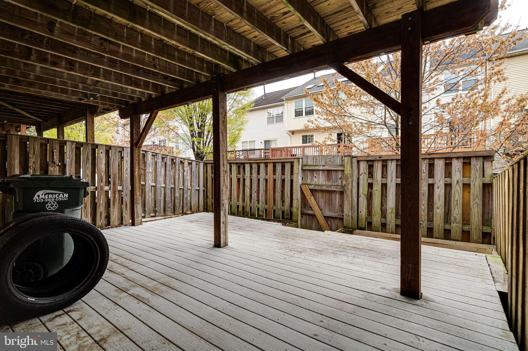 ENGLEWOOD MEWS - Residential Lease