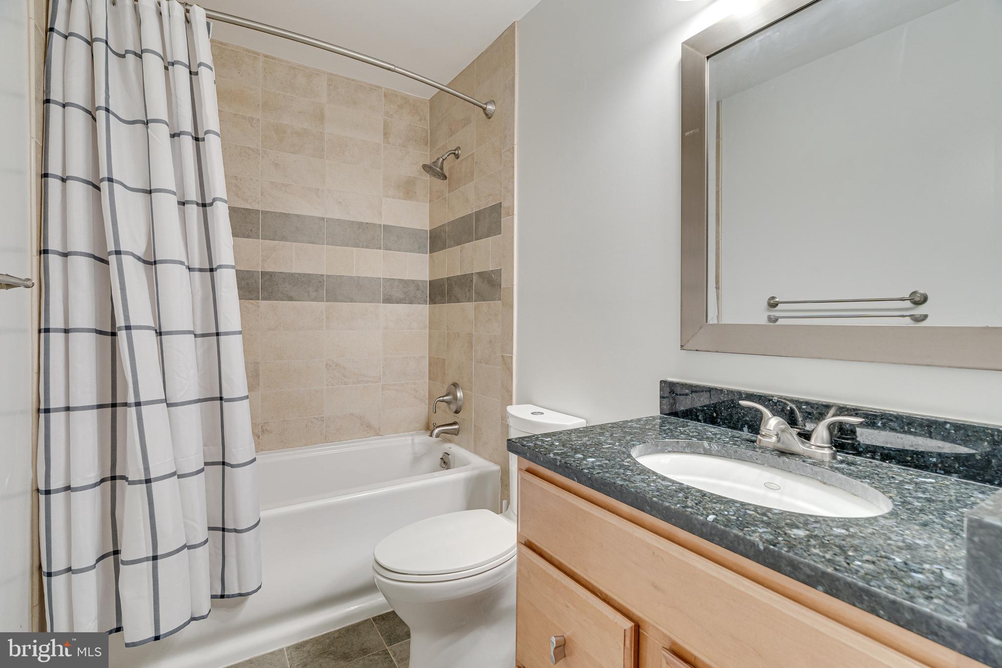 ENGLEWOOD MEWS - Residential Lease