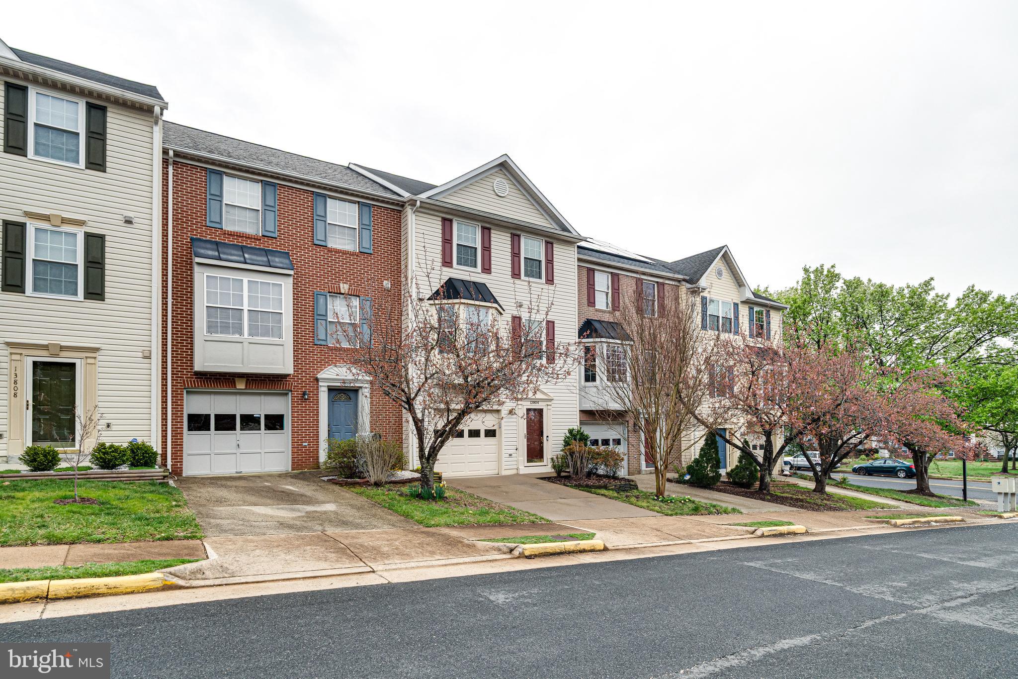 ENGLEWOOD MEWS - Residential Lease