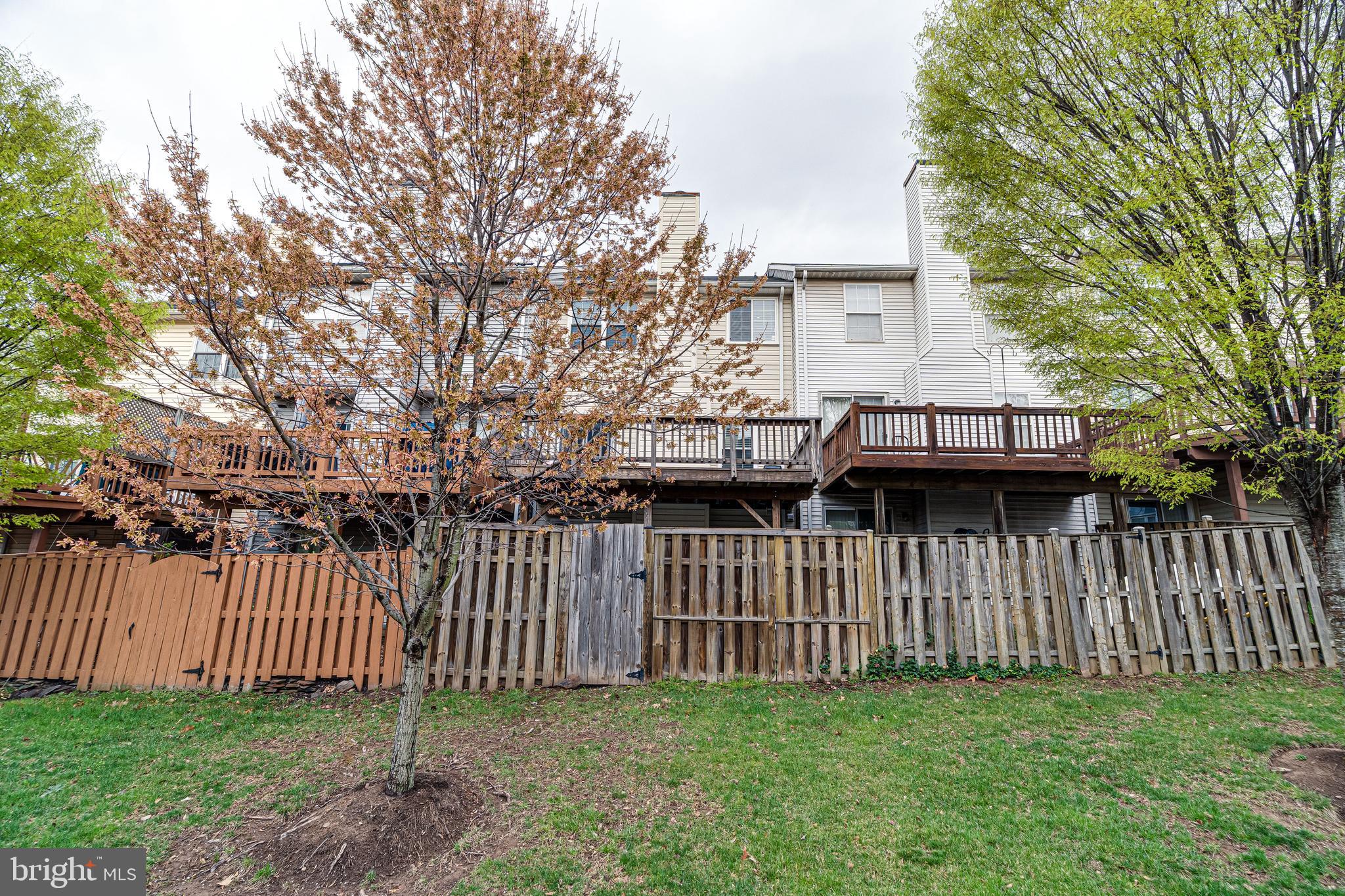 ENGLEWOOD MEWS - Residential Lease