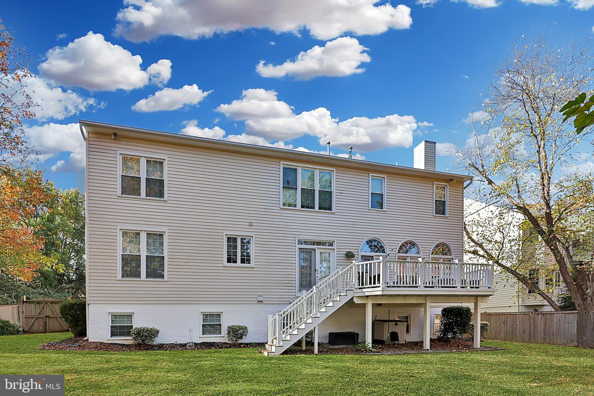 8214 WESTWOOD MEWS COURT