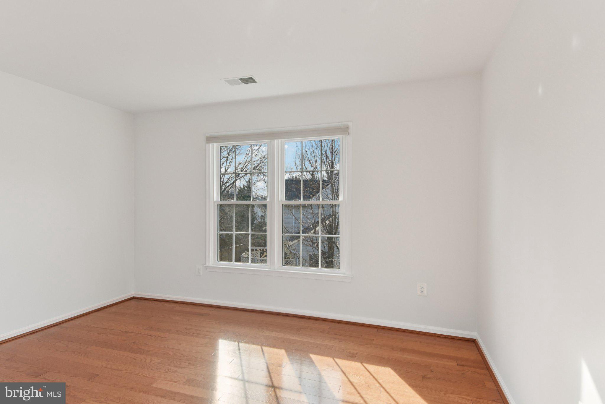 WOLFTRAP VALE - Residential