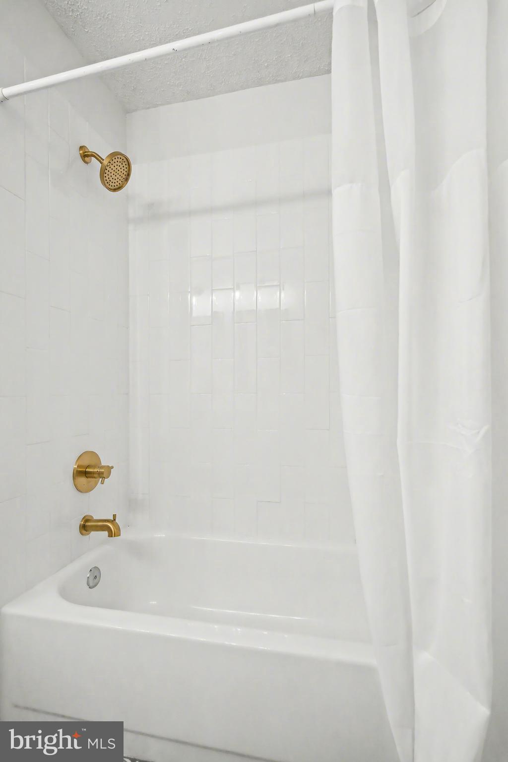 HEWITT FARMS - Residential