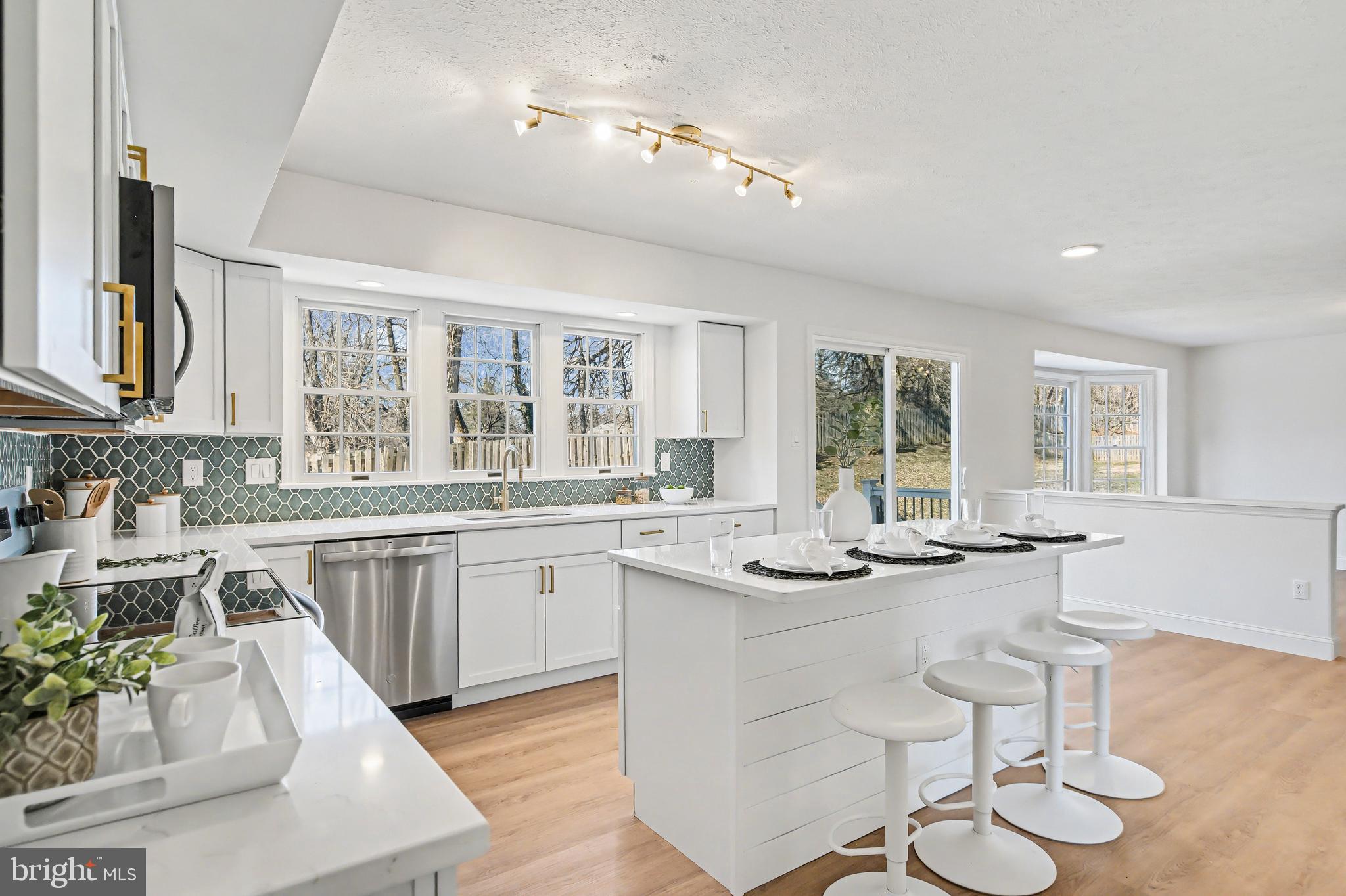 HEWITT FARMS - Residential