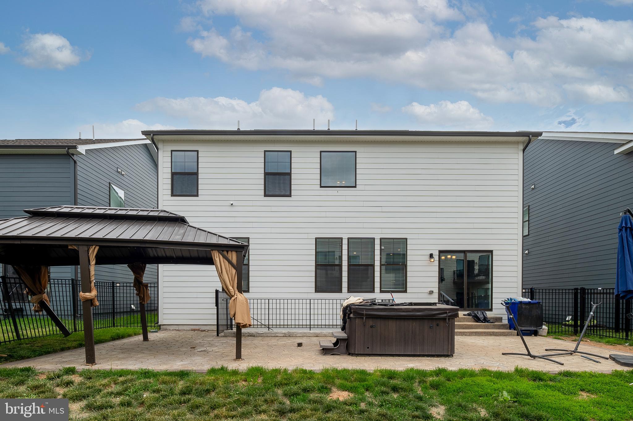 RENN QUARTER - Residential