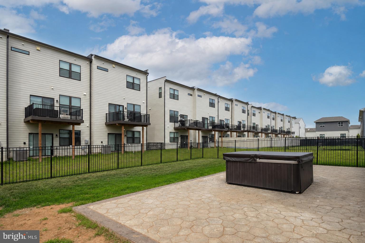 RENN QUARTER - Residential