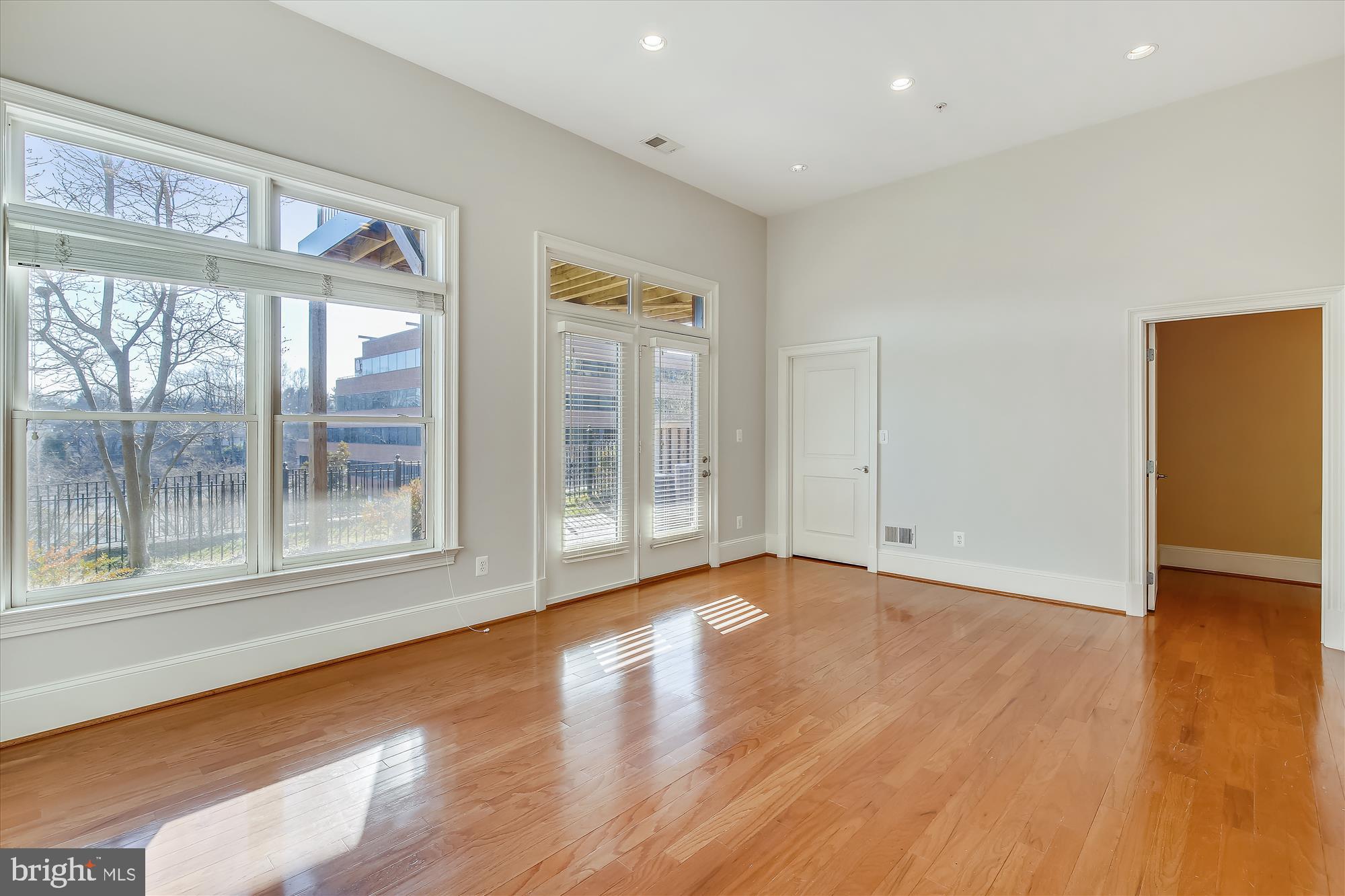 PARK POTOMAC - Residential