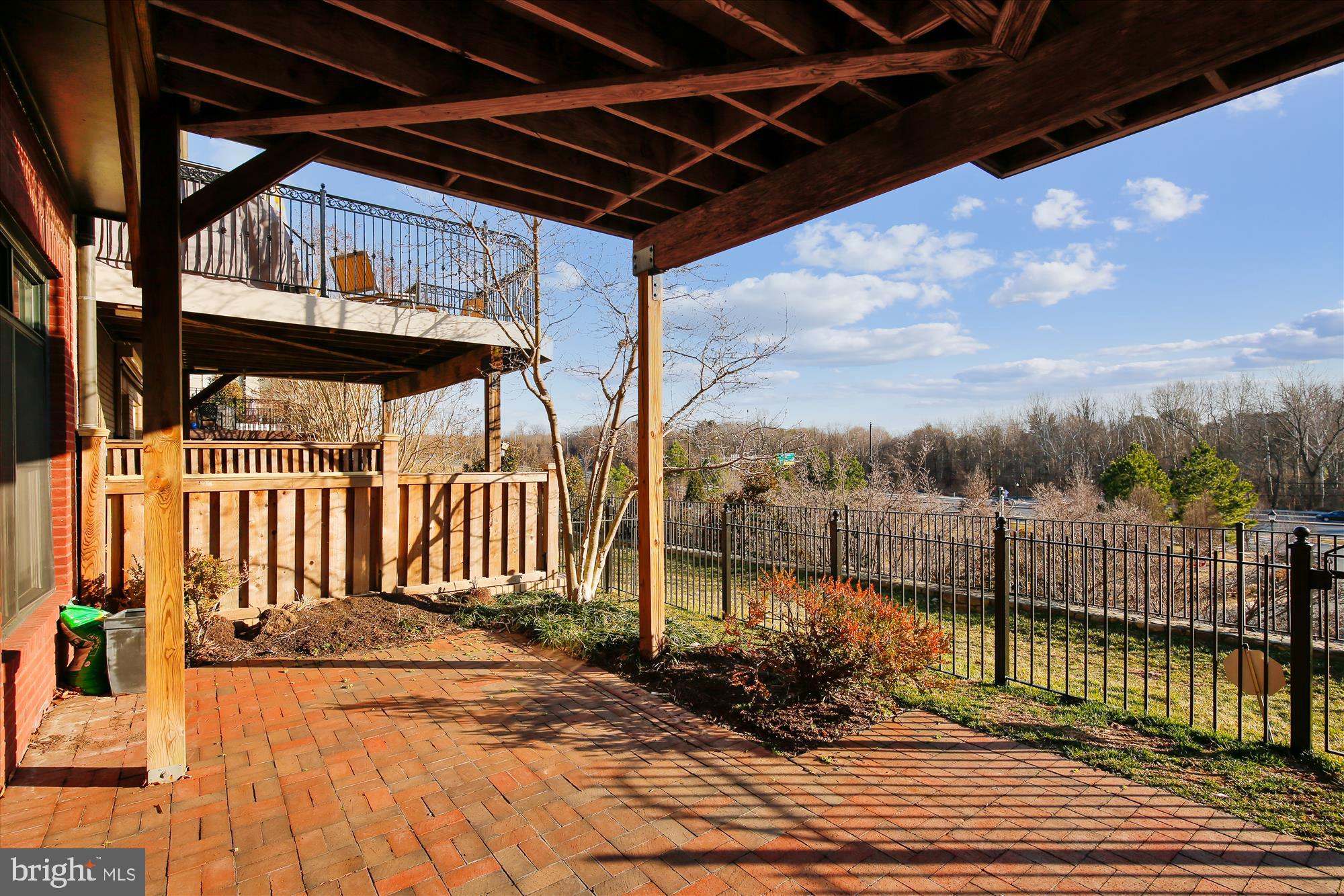 PARK POTOMAC - Residential