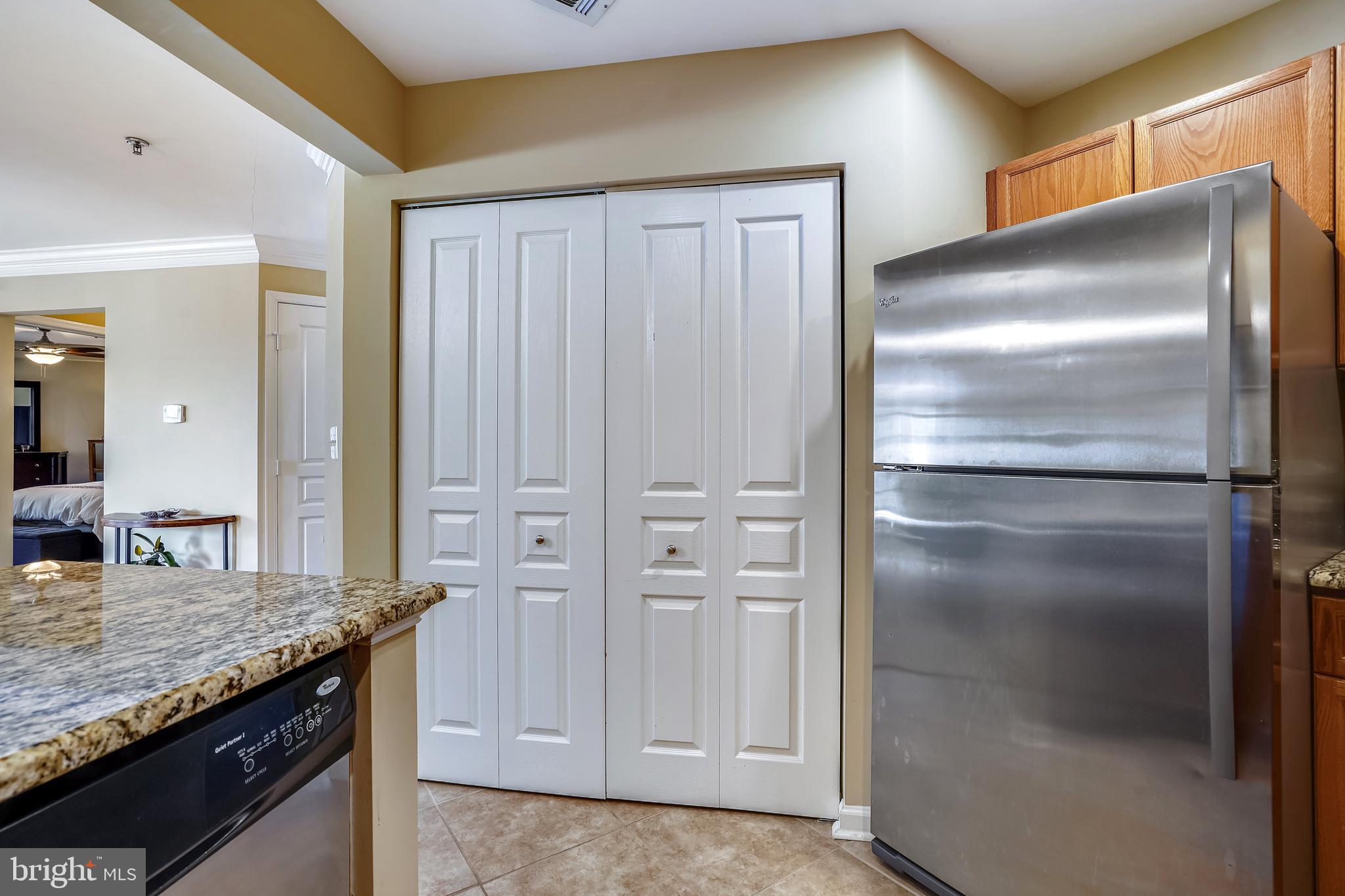 SAVOY PARK CONDOMINIUMS - Residential