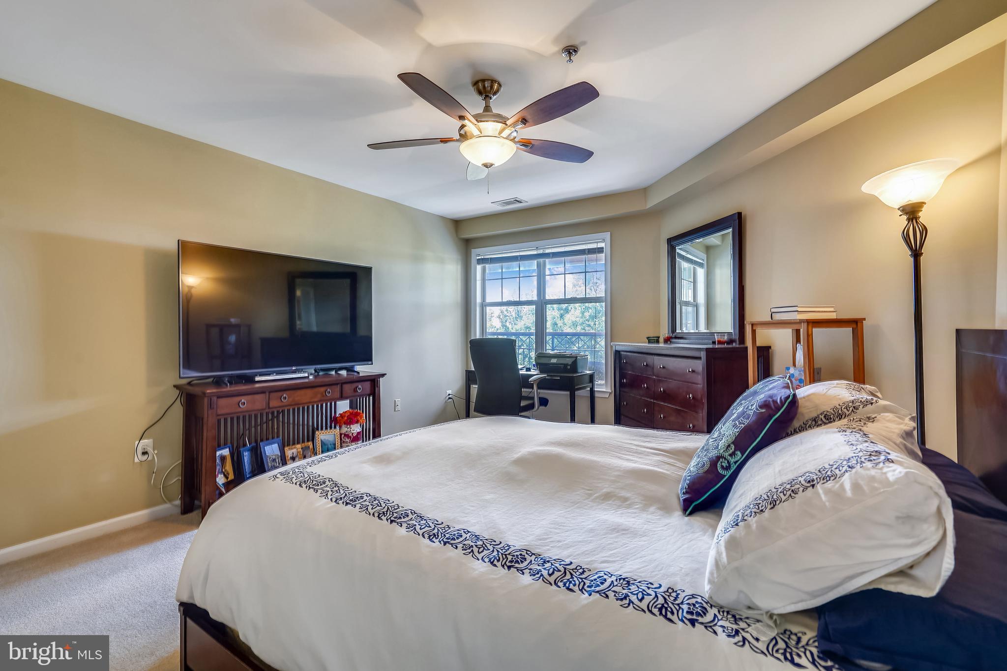 SAVOY PARK CONDOMINIUMS - Residential