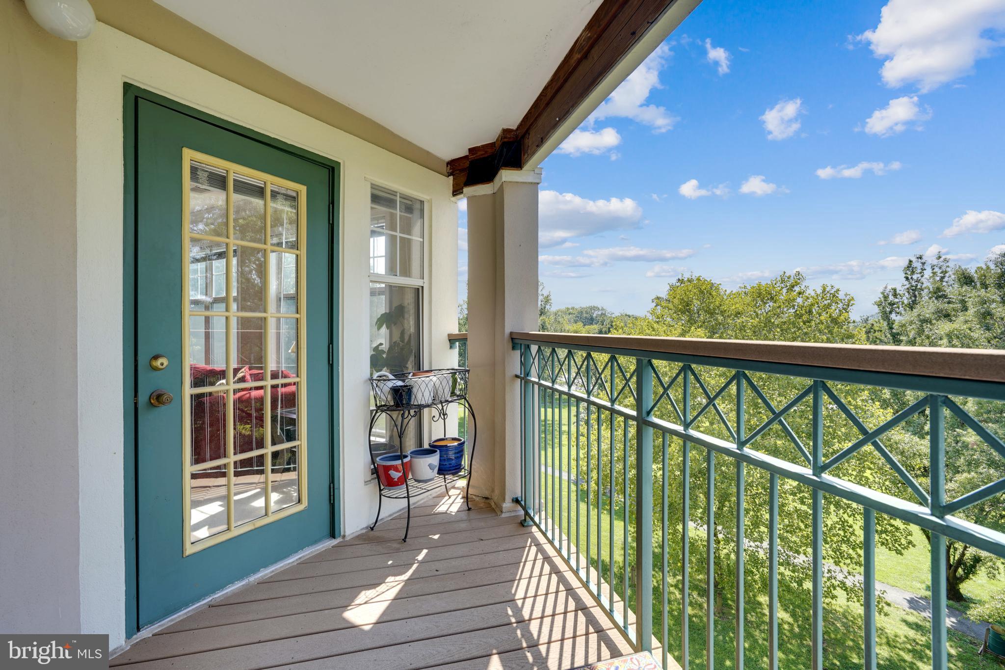 SAVOY PARK CONDOMINIUMS - Residential