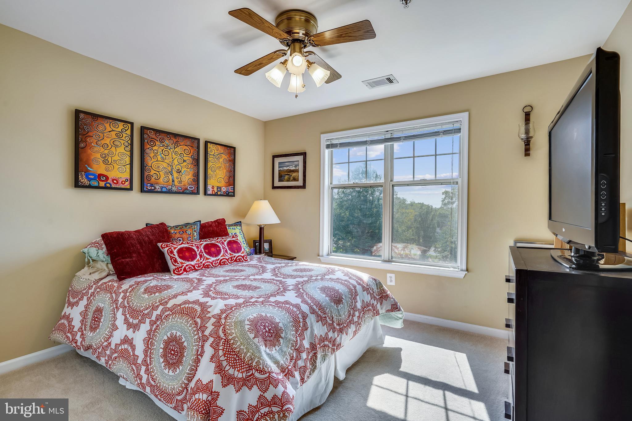 SAVOY PARK CONDOMINIUMS - Residential