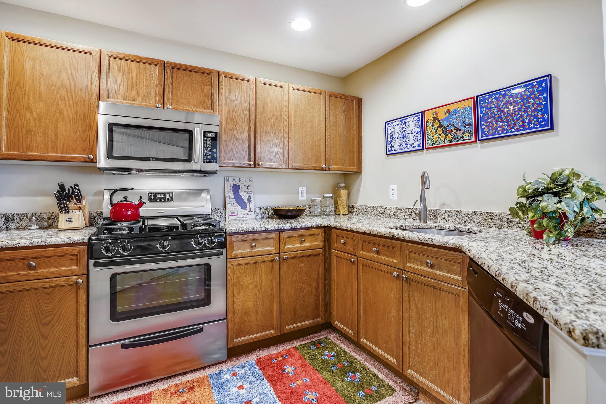 SAVOY PARK CONDOMINIUMS - Residential