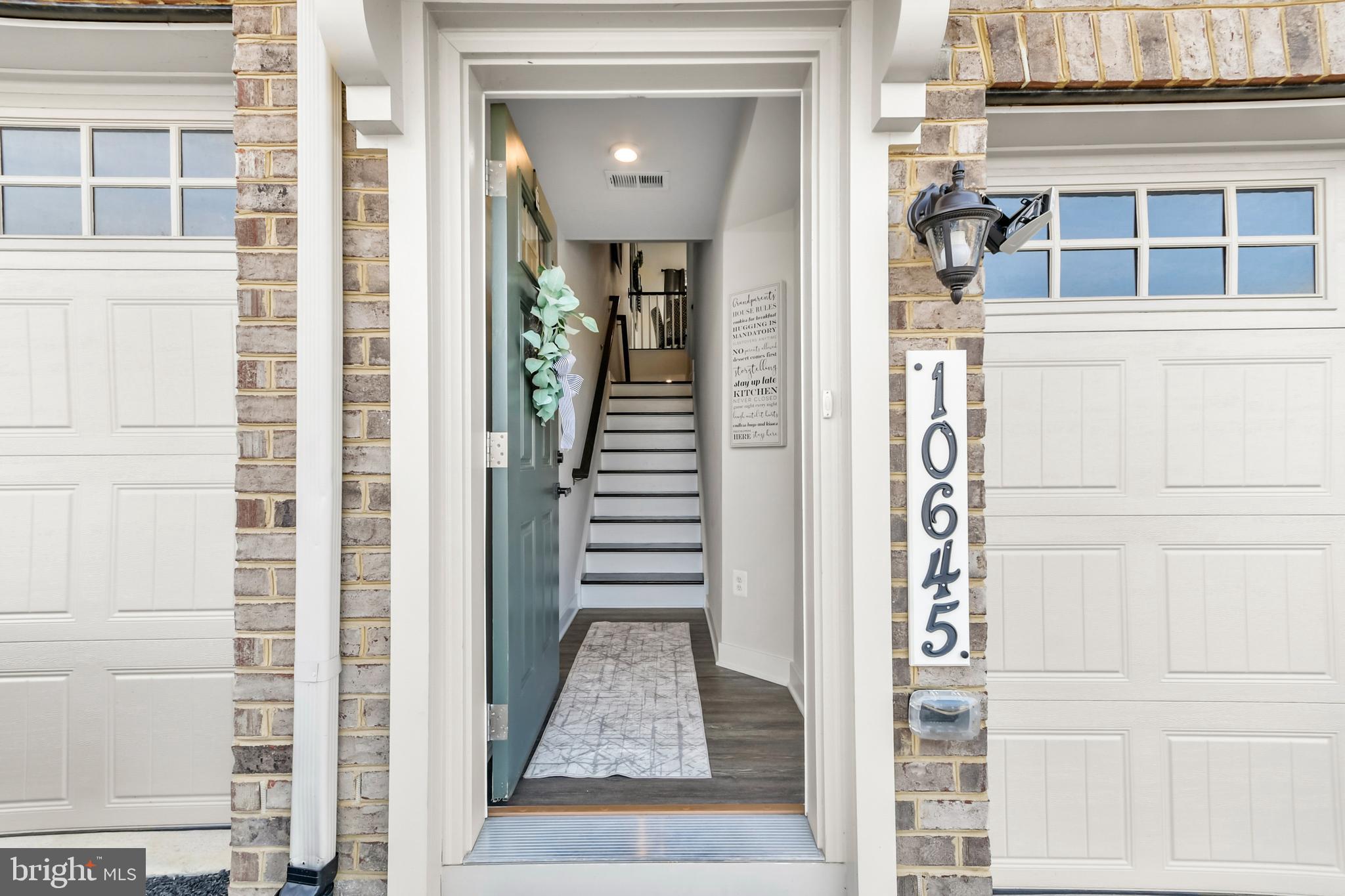 LAKE LINGANORE - Residential