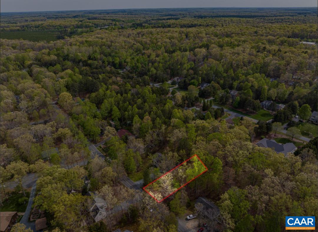 LAKE MONTICELLO - Land