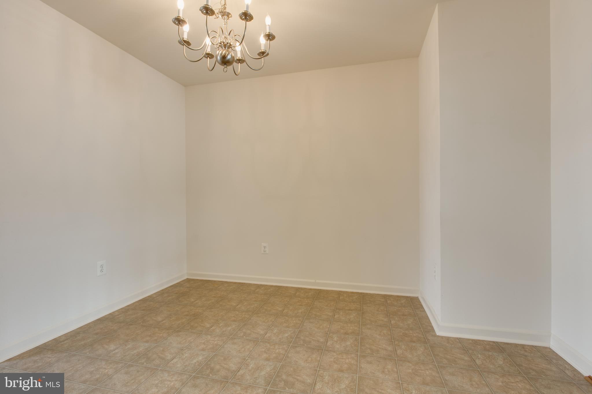 VILLAGE TOWNS - Residential Lease