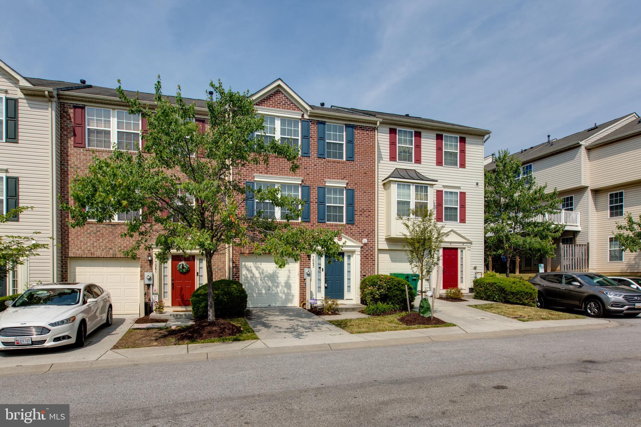 VILLAGE TOWNS - Residential Lease