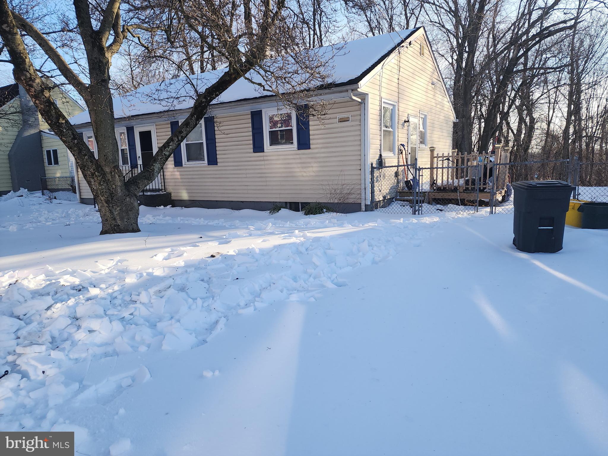 121 MCCLELLAN AVENUE