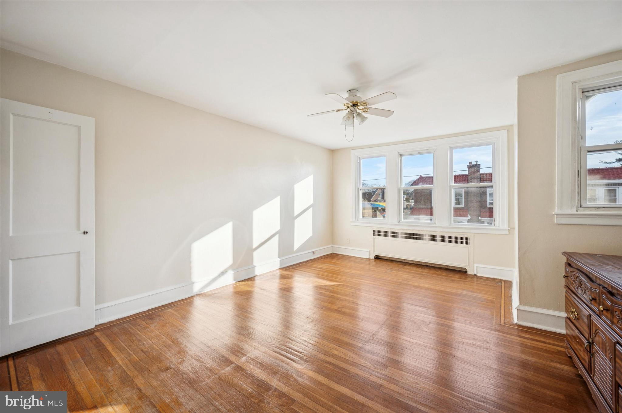 WEST OAK LANE - Residential