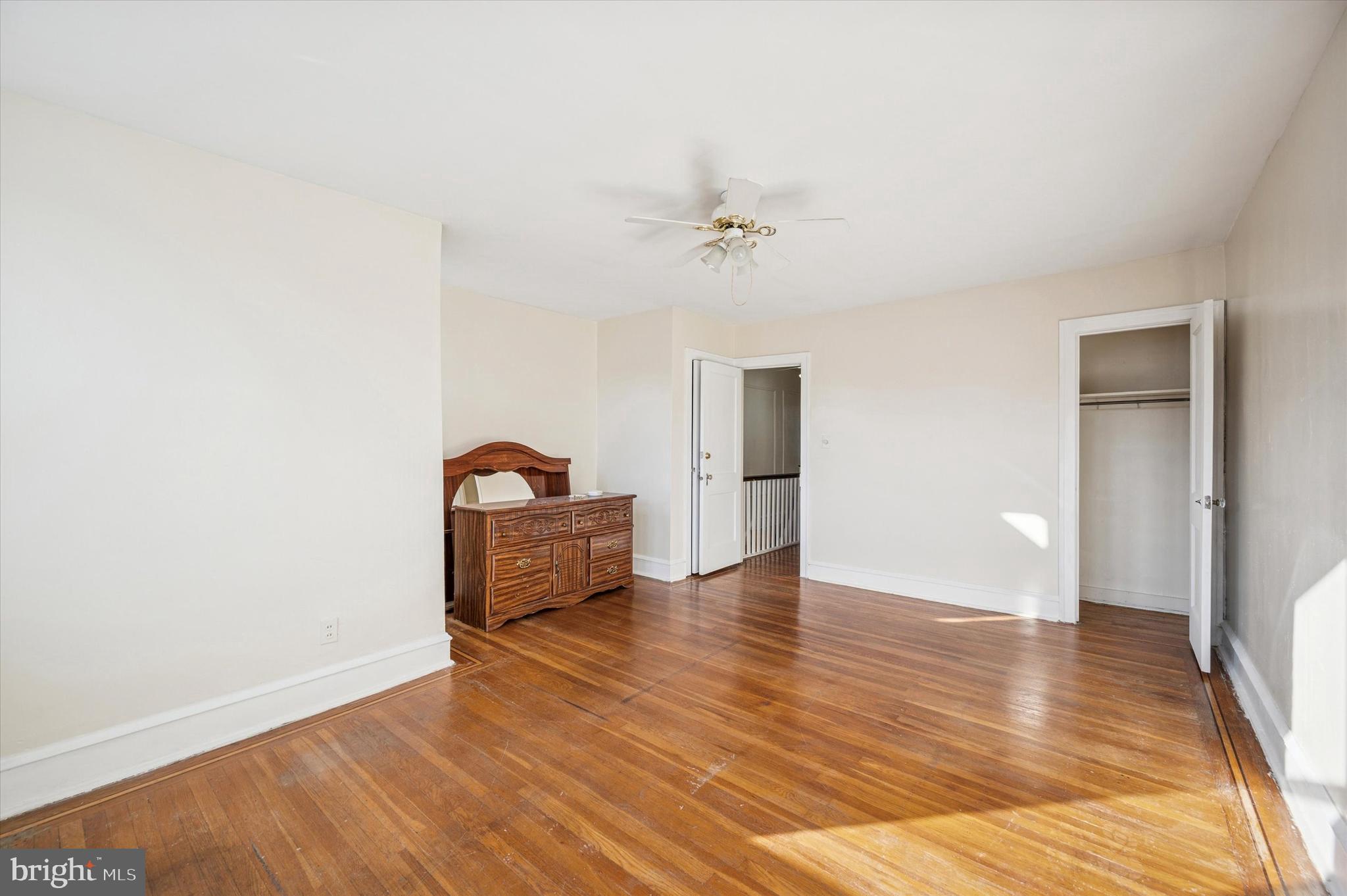 WEST OAK LANE - Residential