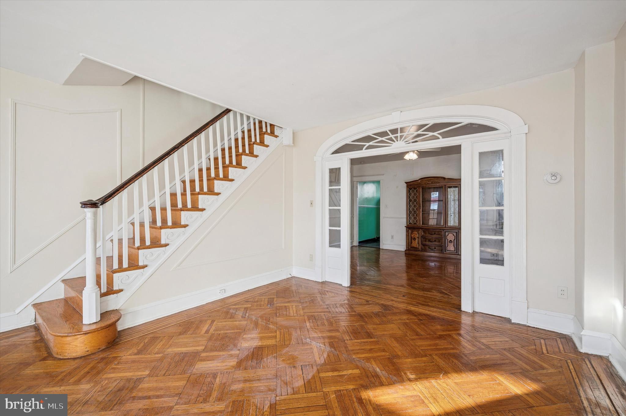 WEST OAK LANE - Residential